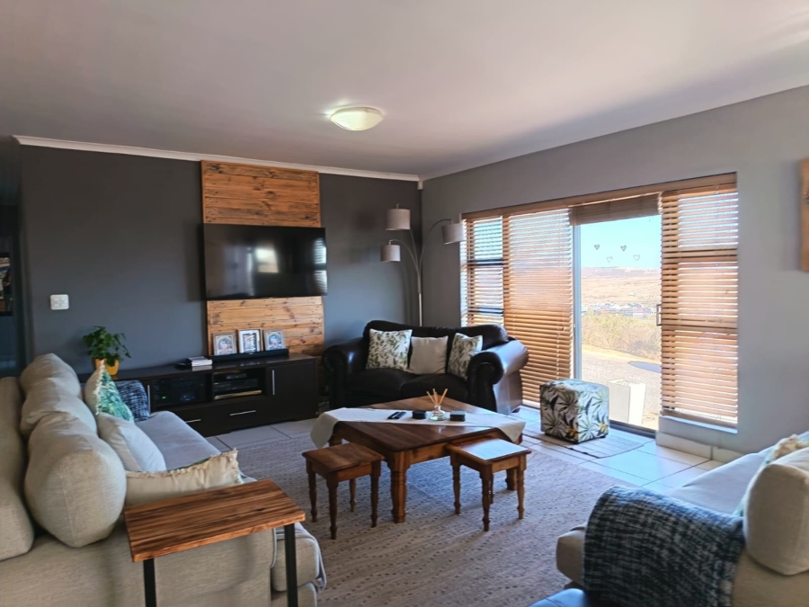 3 Bedroom Property for Sale in Vredenburg Western Cape